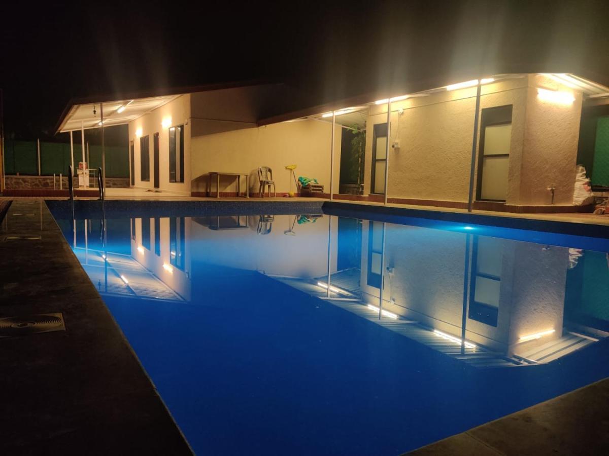 Twinkle Villa 4Bhk Karjat Kültér fotó